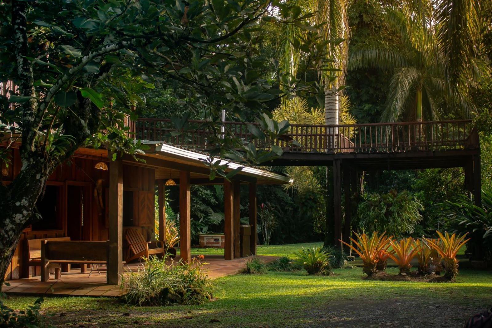 Casa Heliconia - Spacious, Big Garden, Close To The Beach Puerto Viejo de Talamanca Экстерьер фото
